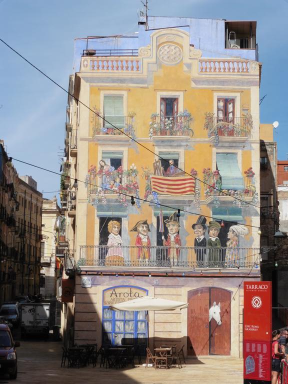Acogedor Apartamento En El Corazon Medieval De Tarragona Apartment ภายนอก รูปภาพ